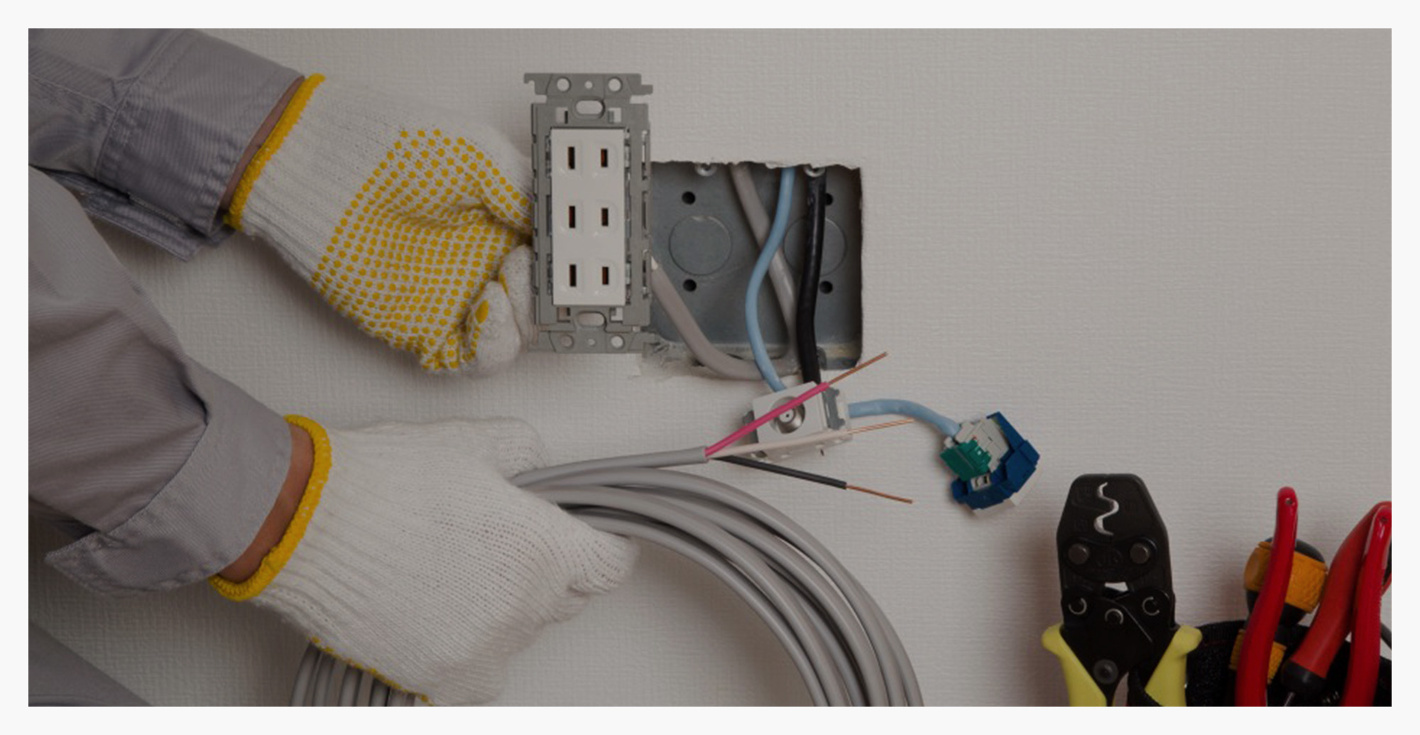 現場に電気を、職場に自由を。 丁寧な施工で、快適な環境をつくります。  電気設備工事の株式会社Sunmel